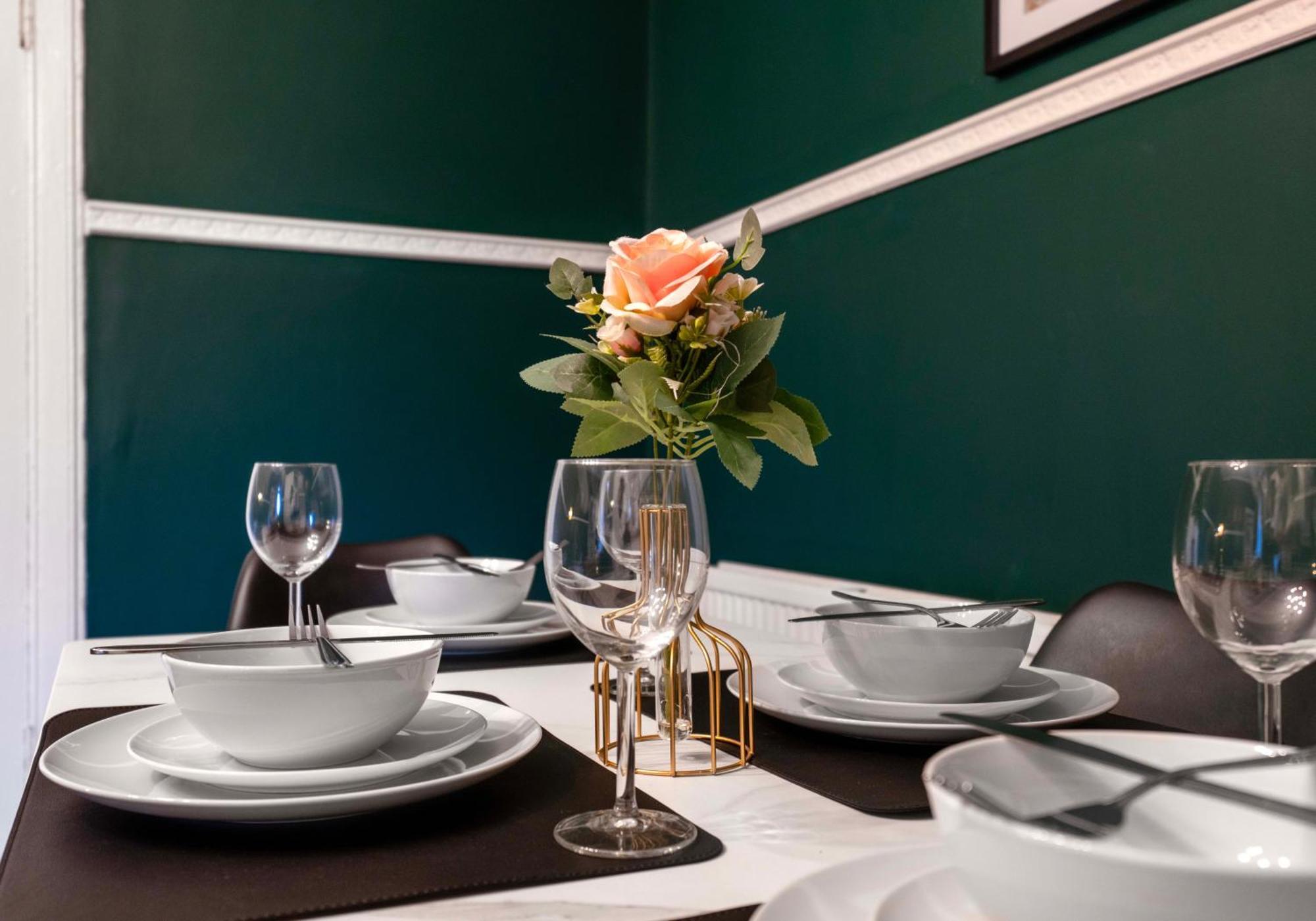 Alexander Apartment By Klass Living Coatbridge Bagian luar foto